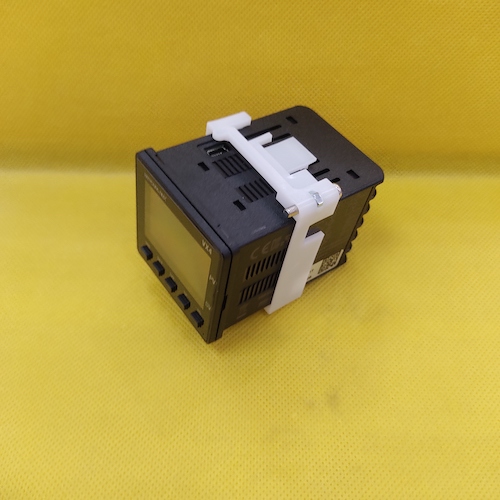 Bộ  điều khiển nhiệt độ Hanyoung VX4-UMNA-A2CTH1