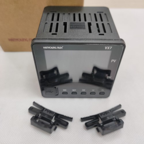 Bộ  điều khiển nhiệt độ Hanyoung VX7-UMNA-A2CTD4