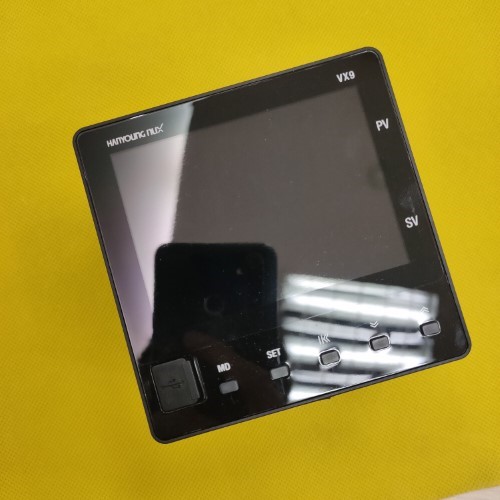 Bộ  điều khiển nhiệt độ Hanyoung VX9-UCNA-A2CTH1