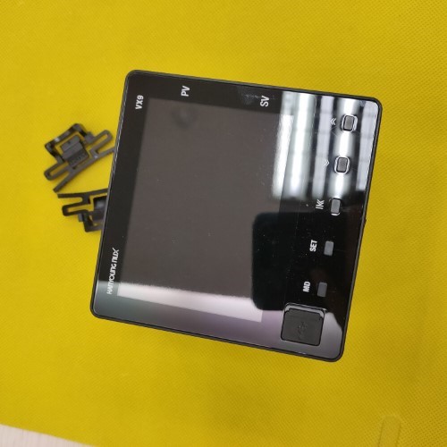 Bộ  điều khiển nhiệt độ Hanyoung VX9-UCNA-A2CTH1