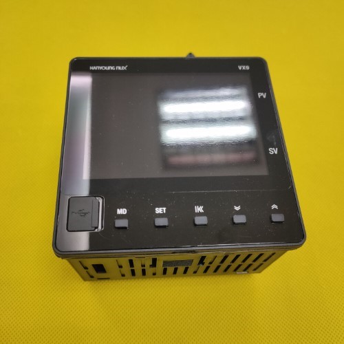 Bộ  điều khiển nhiệt độ Hanyoung VX9-UMNA-A2CTH1