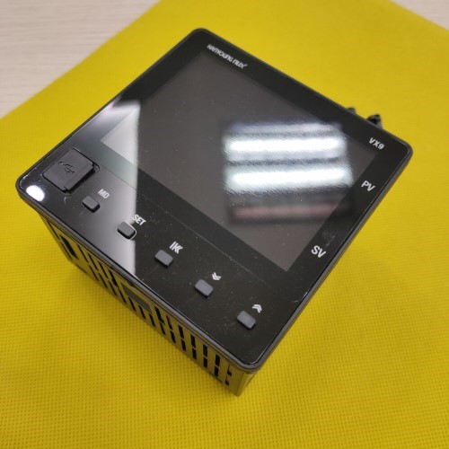 Bộ  điều khiển nhiệt độ Hanyoung VX9-UMNA-A2T