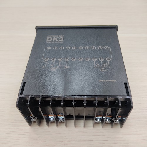 Bộ điều khiển nhiệt độ kỹ thuật số Hanyoung BK3-P1