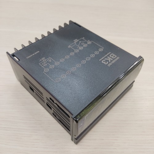 Bộ điều khiển nhiệt độ kỹ thuật số Hanyoung BK3-P1