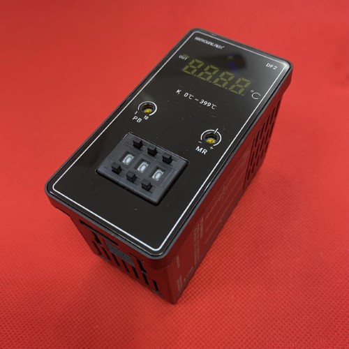 Bộ điều khiển nhiệt độ kỹ thuật số Hanyoung DF2-KMNRA04