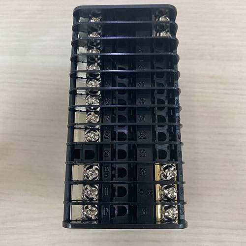 Bộ điều khiển nhiệt độ kỹ thuật số Hanyoung VX2-UMNA-A2