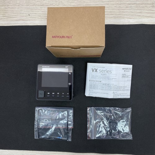 Bộ điều khiển nhiệt độ kỹ thuật số Hanyoung VX7-UCNA-A1CTD2H1R