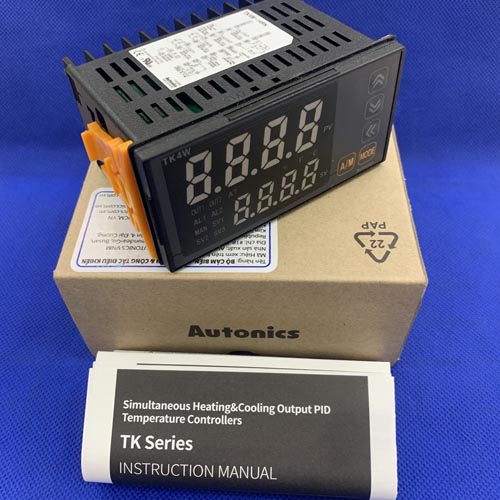 Bộ điều khiển nhiệt độ PID Autonics TK4W-14RN