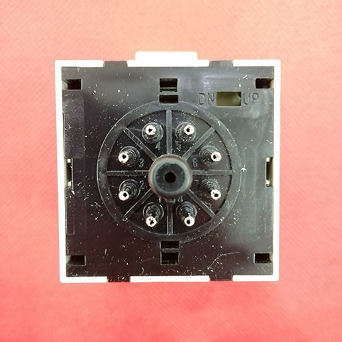 Bộ định thời màn hình LCD (ngừng lại) Autonics LE3SB