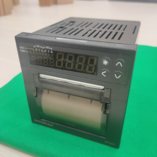 BỘ GHI VÀ ĐIỀU KHIỀN NHIỆT ĐỘ HANYOUNG RT9N-111