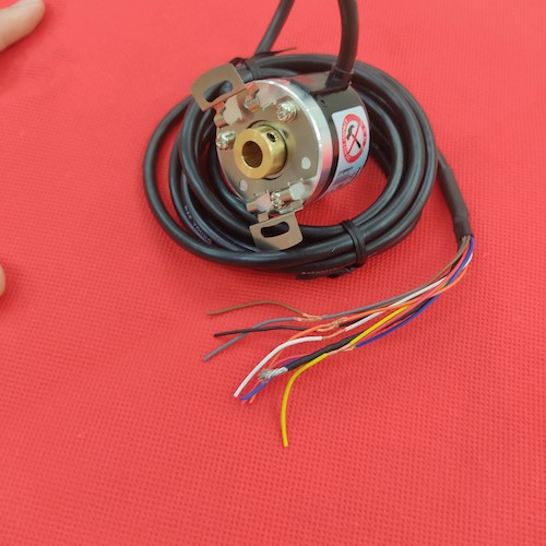Bộ mã hóa vòng quay tương đối 40mm (Loại lỗ liền thân) Autonics E40HB10-150-6-L-5
