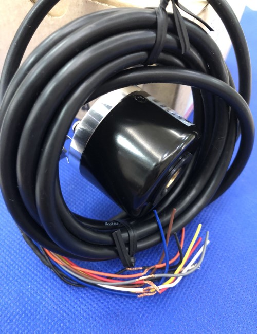 Bộ mã hóa vòng quay tương đối 40mm (Loại lỗ liền thân) Autonics E40HB10-2000-6-L-24-C