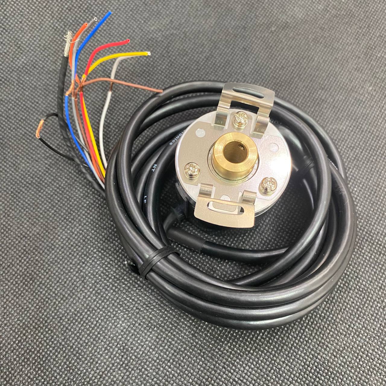 Bộ mã hóa vòng quay tương đối 40mm (Loại lỗ liền thân) Autonics E40HB10-250-6-L-5