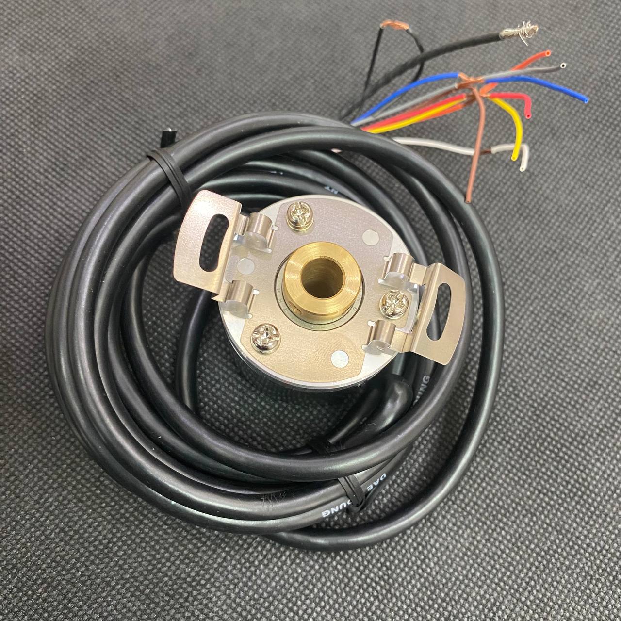 Bộ mã hóa vòng quay tương đối 40mm (Loại lỗ liền thân) Autonics E40HB10-250-6-L-5