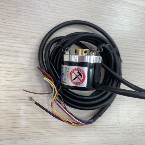 Bộ mã hóa vòng quay tương đối 40mm (Loại lỗ liền thân) Autonics E40HB10-60-6-L-24-C