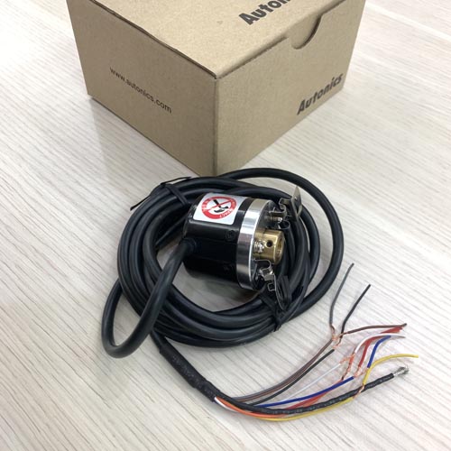 Bộ mã hóa vòng quay tương đối 40mm (Loại lỗ liền thân) Autonics E40HB10-60-6-L-5