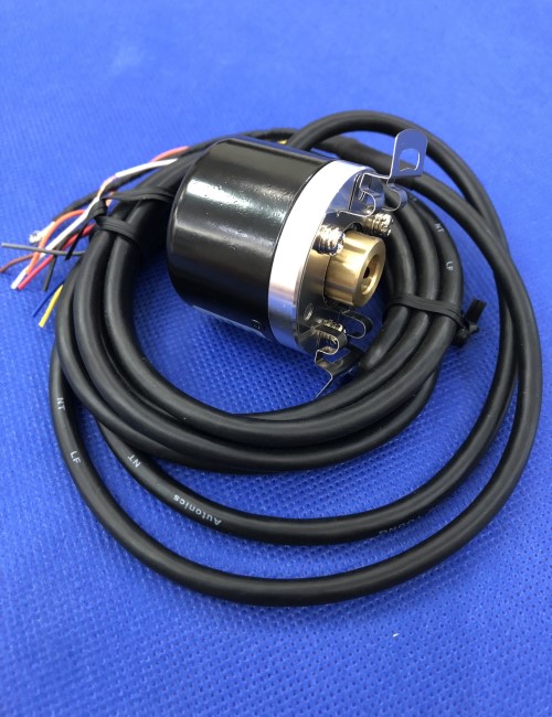 Bộ mã hóa vòng quay tương đối 40mm (Loại lỗ liền thân) Autonics E40HB10-600-6-L-5