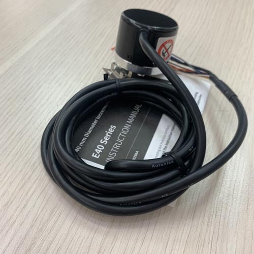 Bộ mã hóa vòng quay tương đối 40mm (Loại lỗ liền thân) Autonics E40HB12-10-3-N-24