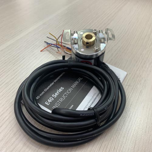 Bộ mã hóa vòng quay tương đối 40mm (Loại lỗ liền thân) Autonics E40HB12-10-3-T-24