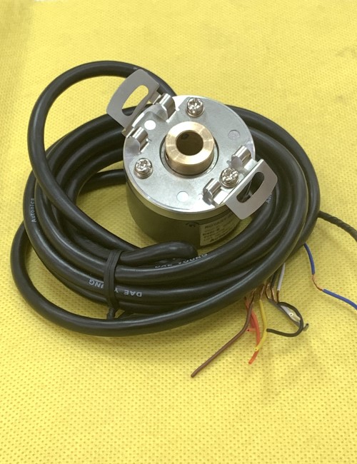 Bộ mã hóa vòng quay tương đối 40mm (Loại lỗ liền thân) Autonics E40HB12-10-6-L-24-C