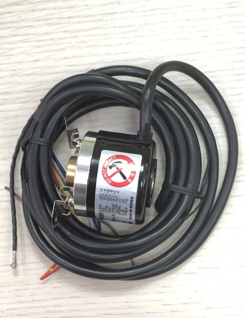 Bộ mã hóa vòng quay tương đối 40mm (Loại lỗ liền thân) Autonics E40HB12-120-6-L-5-C