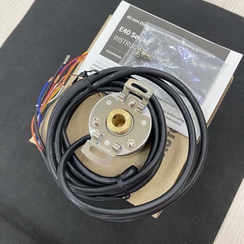 Bộ mã hóa vòng quay tương đối 40mm (Loại lỗ liền thân) Autonics E40HB12-1800-3-N-5