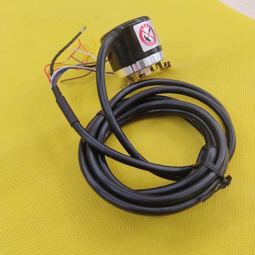 Bộ mã hóa vòng quay tương đối 40mm (Loại lỗ liền thân) Autonics E40HB12-25-3-T-24