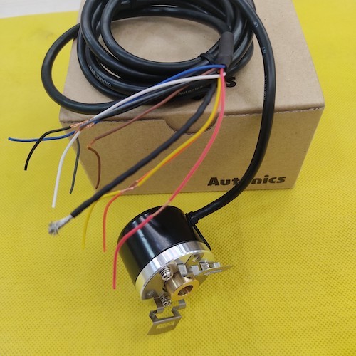 Bộ mã hóa vòng quay tương đối 40mm (Loại lỗ liền thân) Autonics E40HB12-250-6-L-24-C