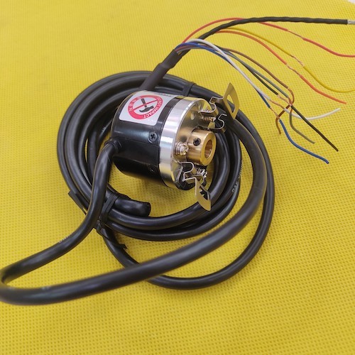 Bộ mã hóa vòng quay tương đối 40mm (Loại lỗ liền thân) Autonics E40HB12-250-6-L-5-C