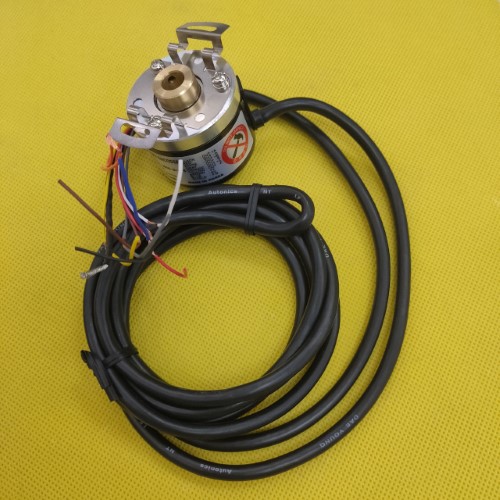 Bộ mã hóa vòng quay tương đối 40mm (Loại lỗ liền thân) Autonics E40HB12-360-3-T-5