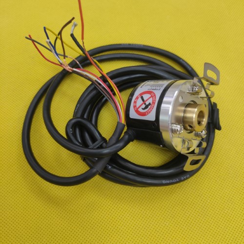 Bộ mã hóa vòng quay tương đối 40mm (Loại lỗ liền thân) Autonics E40HB12-360-6-L-5-C
