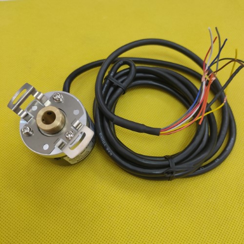 Bộ mã hóa vòng quay tương đối 40mm (Loại lỗ liền thân) Autonics E40HB12-360-6-L-5