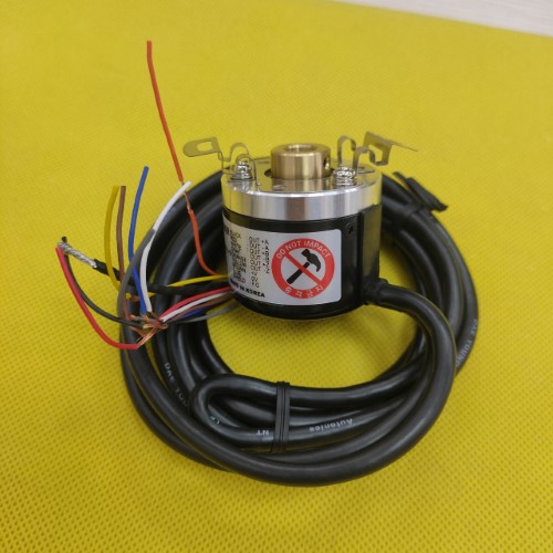 Bộ mã hóa vòng quay tương đối 40mm (Loại lỗ liền thân) Autonics E40HB12-3600-3-N-5