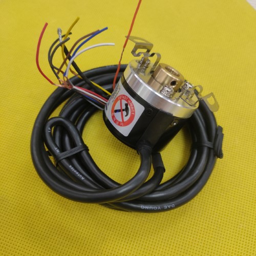 Bộ mã hóa vòng quay tương đối 40mm (Loại lỗ liền thân) Autonics E40HB12-3600-3-N-5