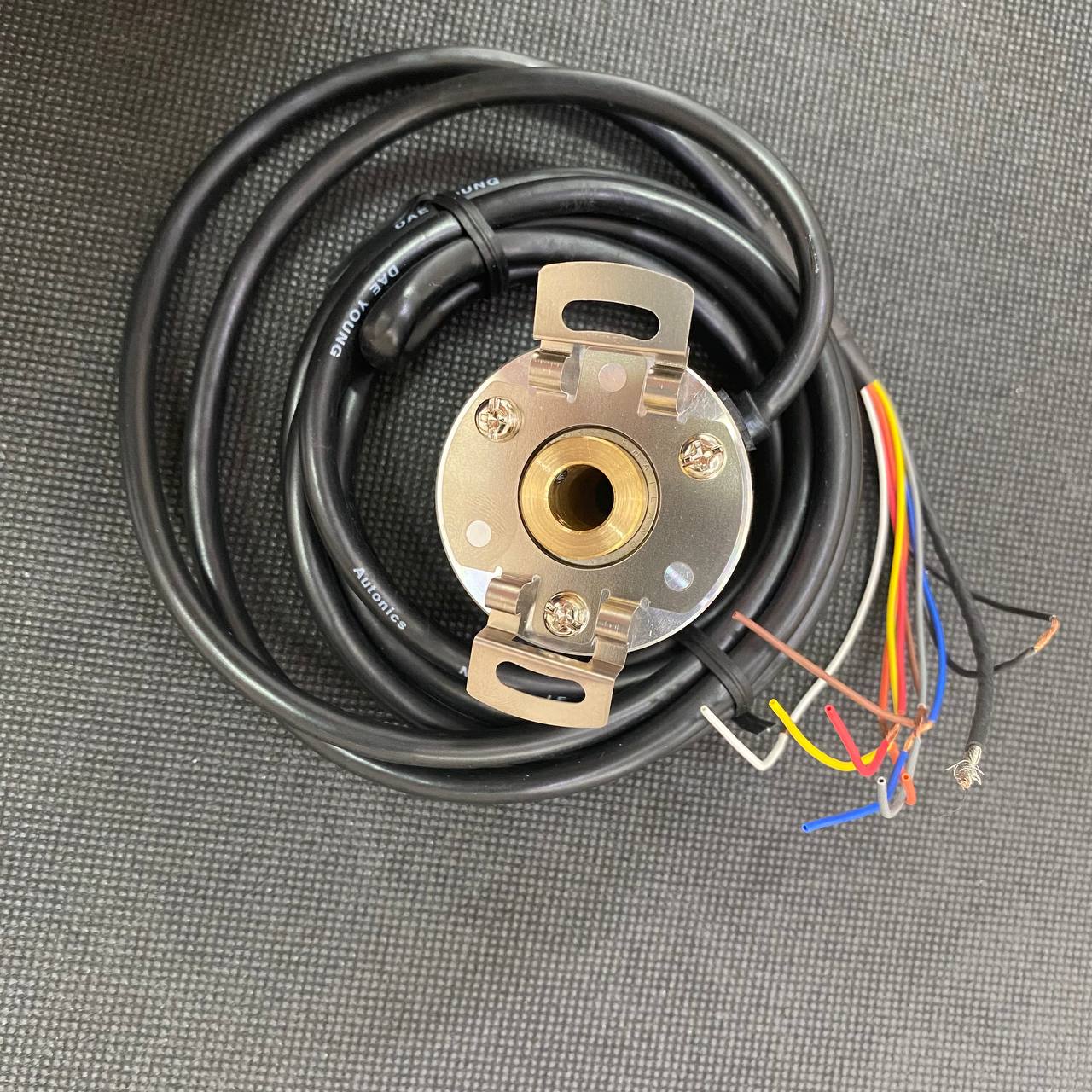 Bộ mã hóa vòng quay tương đối 40mm (Loại lỗ liền thân) Autonics E40HB12-40-3-N-24