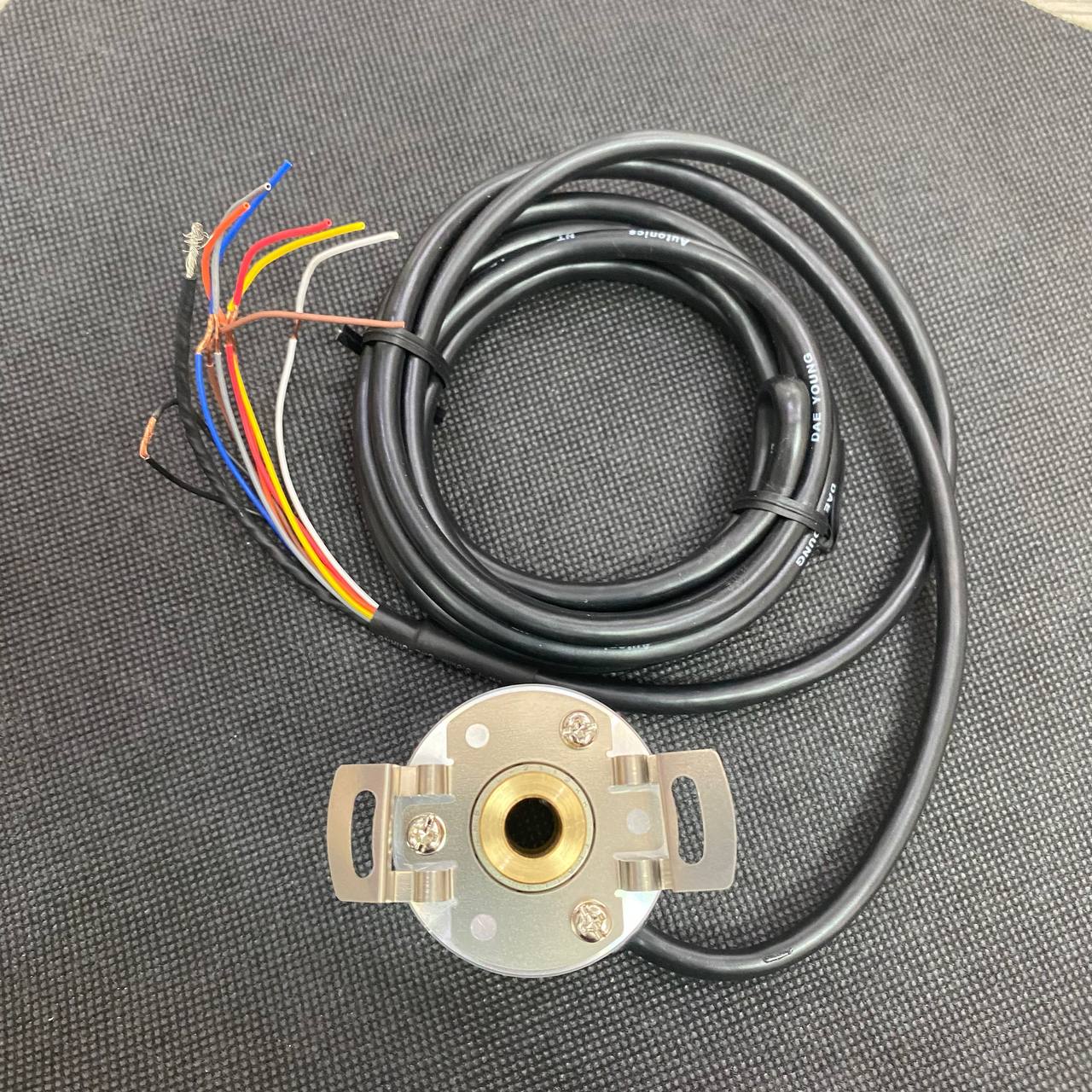 Bộ mã hóa vòng quay tương đối 40mm (Loại lỗ liền thân) Autonics E40HB12-40-3-N-5