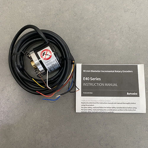 Bộ mã hóa vòng quay tương đối 40mm (Loại lỗ liền thân) Autonics E40HB12-45-3-T-24