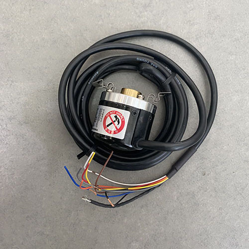 Bộ mã hóa vòng quay tương đối 40mm (Loại lỗ liền thân) Autonics E40HB12-5000-3-T-5