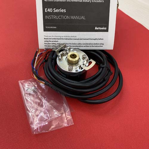 Bộ mã hóa vòng quay tương đối 40mm (Loại lỗ liền thân) Autonics E40HB12-600-6-L-24