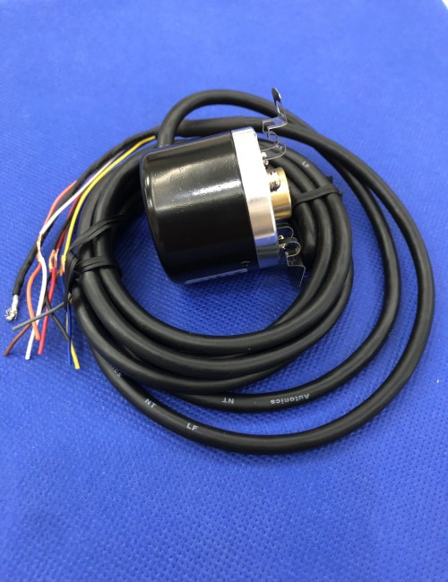 Bộ mã hóa vòng quay tương đối 40mm (Loại lỗ liền thân) Autonics E40HB10-5-4-L-5
