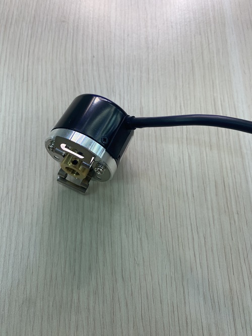 Bộ mã hóa vòng quay tương đối 40mm (Loại lỗ liền thân) Autonics E40HB6-100-3-N-5