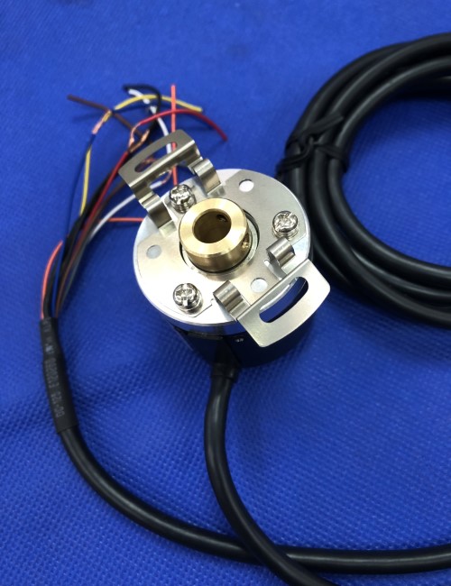 Bộ mã hóa vòng quay tương đối 40mm (Loại lỗ liền thân) Autonics E40HB6-3600-3-V-24