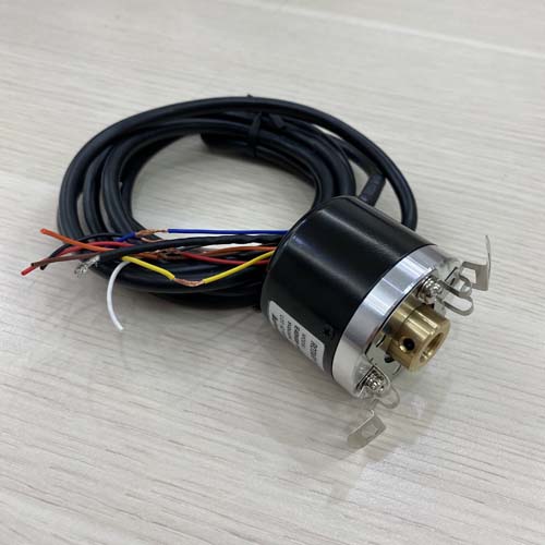 Bộ mã hóa vòng quay tương đối 40mm (Loại lỗ liền thân) Autonics E40HB6-500-3-T-5