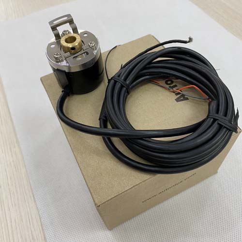 Bộ mã hóa vòng quay tương đối 40mm (Loại lỗ liền thân) Autonics E40HB6-500-6-L-24-C