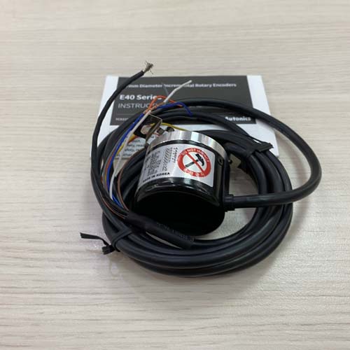 Bộ mã hóa vòng quay tương đối 40mm (Loại lỗ liền thân) Autonics E40HB6-512-3-T-24