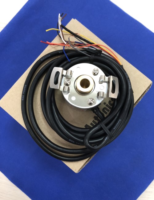 Bộ mã hóa vòng quay tương đối 40mm (Loại lỗ liền thân) Autonics E40HB6-60-3-T-24