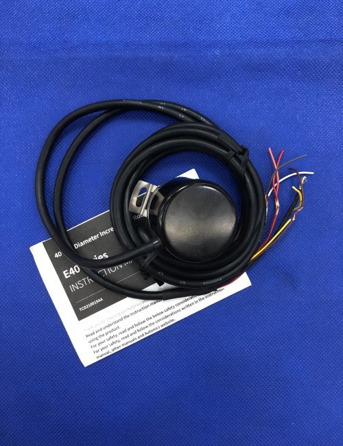 Bộ mã hóa vòng quay tương đối 40mm (Loại lỗ liền thân) Autonics E40HB8-1000-3-T-5
