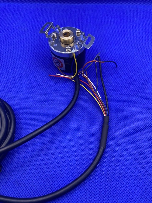 Bộ mã hóa vòng quay tương đối 40mm (Loại lỗ liền thân) Autonics E40HB8-120-3-T-5