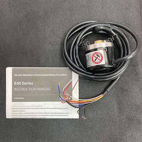 Bộ mã hóa vòng quay tương đối 40mm (Loại lỗ liền thân) Autonics E40HB8-150-6-L-5-C
