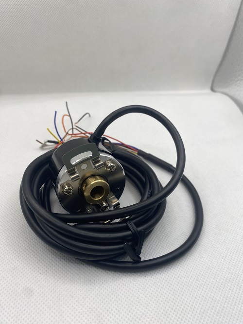 Bộ mã hóa vòng quay tương đối 40mm (Loại lỗ liền thân) Autonics E40HB8-150-6-L-5